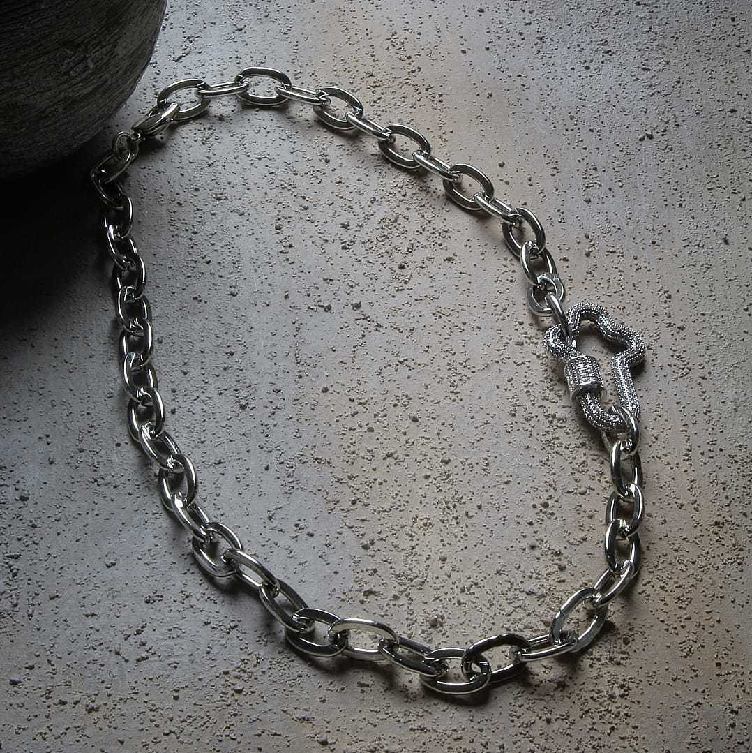 Silver Zirkon Kilitli Kolye