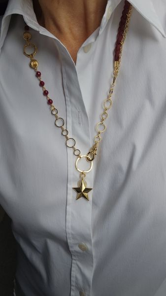 Burgundy Kolye